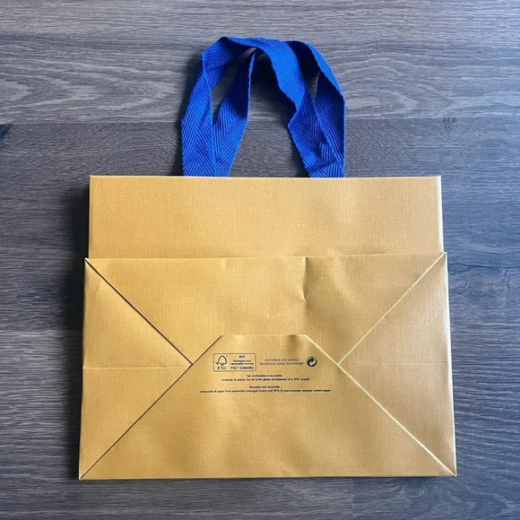 Louis Vuitton Paper Bag - Picture 2 of 4